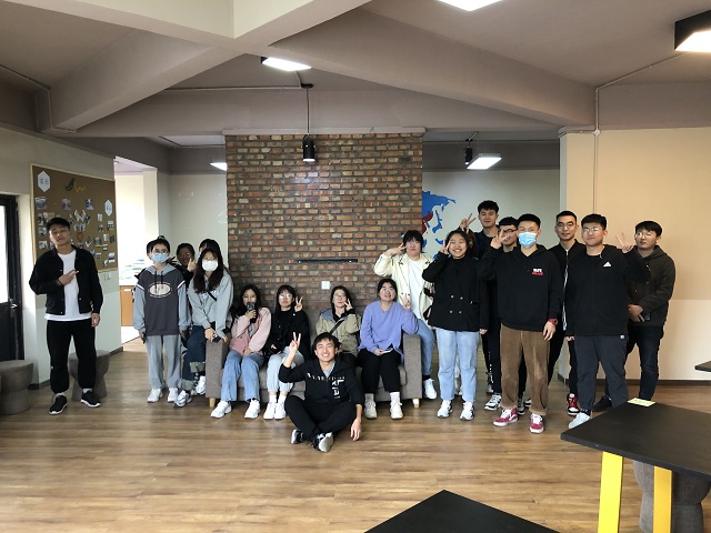 【完满班级】缕缕光辉 照耀中华——经济与管理学院四月完满班级纪实（二）