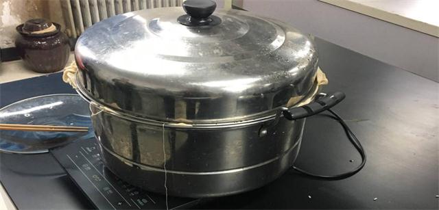 一杯黄酒 往事随风——酒玖难忘酿酒协会举办大米黄酒的前期发酵活动