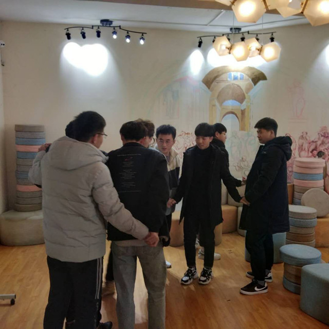 【完满班级】动手动脚 入心入脑——淬炼商学院完满班级活动