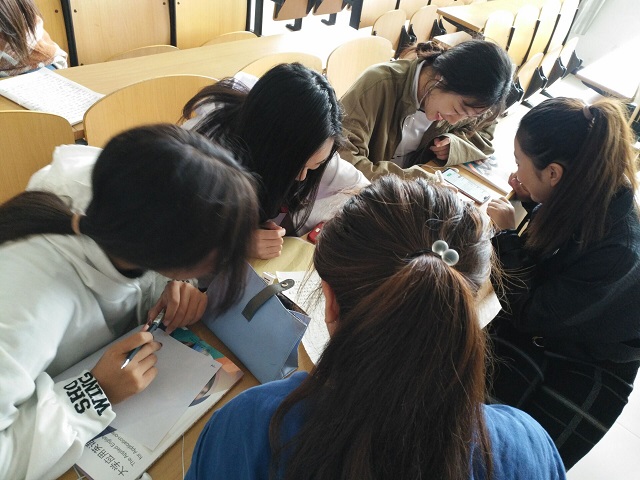 【完满班级】长空晓月 花好月圆——服装1701班举办完满班级活动