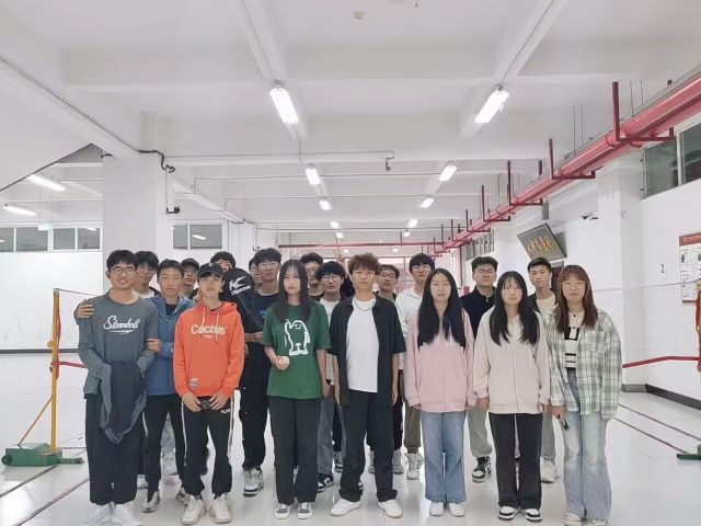 【完满团支部】羽你相约 精彩无限——大数据学院、信息工程学院网工2203班完满团支部活动