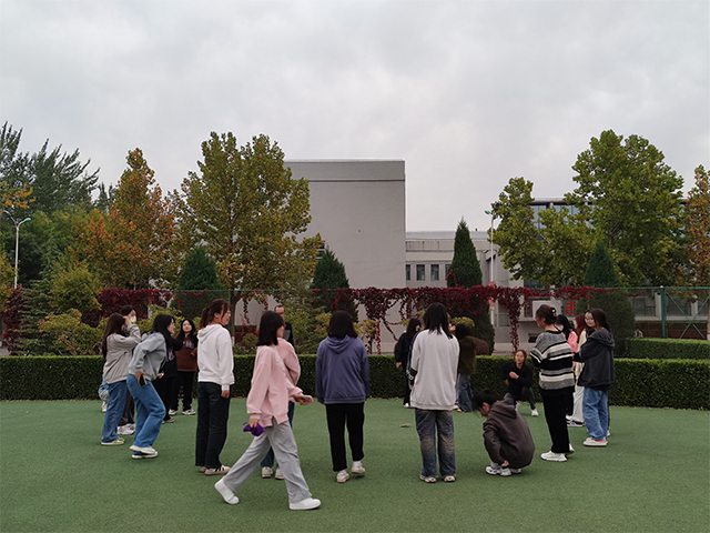 桀骜不驯 风华正茂——艺术传媒学院十月完满团支部集锦（一）
