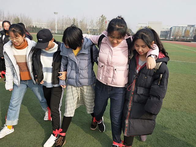 【完满班级】点亮心中的梦想 绽放万花中的青春——经济与管理学院十一月完满班级活动纪实（七）