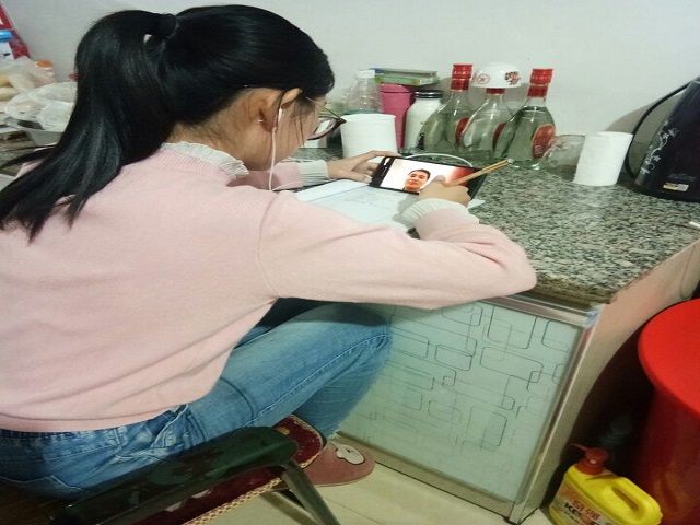 【辅导员说完满】家校共管共育 抗疫同心同行——食品与环境学院2019级年级会