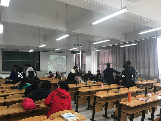 【完满班级】“燃烧吧”大脑——信息工程系数字媒体技术1701举办完满班级活动