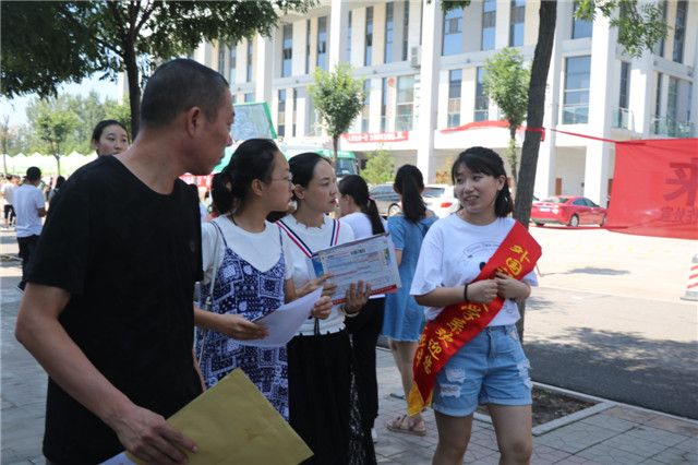 【迎新纪实】我院各系圆满完成2017年迎新工作