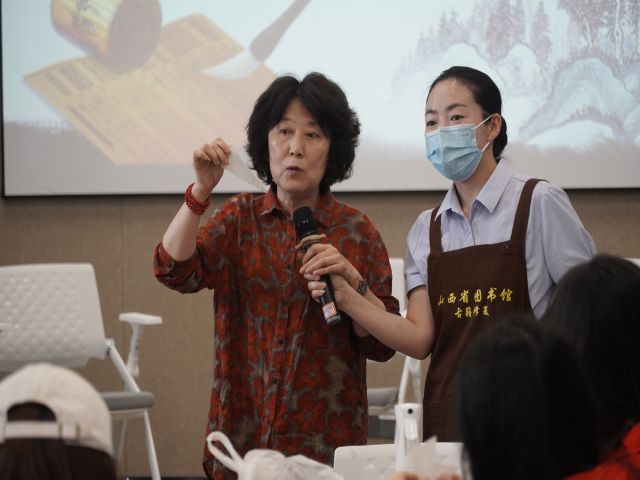 【三下乡】精研古籍修复 弥补时光印迹