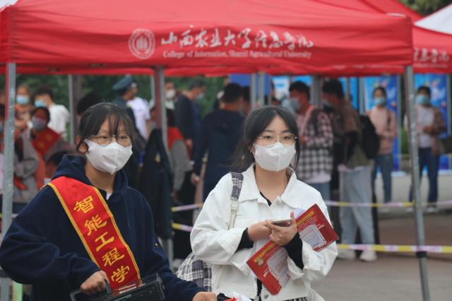 【迎新纪实】与你相约 智院的新里程碑——智能工程学院2021级迎新