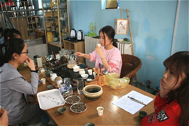 【缤纷百团】茶语茶韵社、古萧古琴社联合举办“陌上花开 琴深似海”DIY茶品音乐会