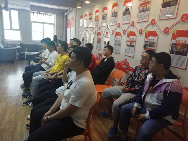 【完满班级】感悟人文魅力 绽放绚丽青春——大数据学院、信息工程学院网工1601班举办完满班级活动