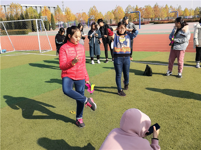 【完满班级】携手同行 真诚的同路人——远景1804班举办完满班级活动