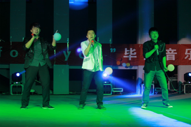 “毕业季·sing for you”毕业音乐会献礼毕业生