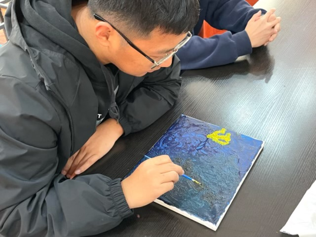 陆止于此 海始于斯——经济与管理学院经管2202班镜头中的海洋主题活动