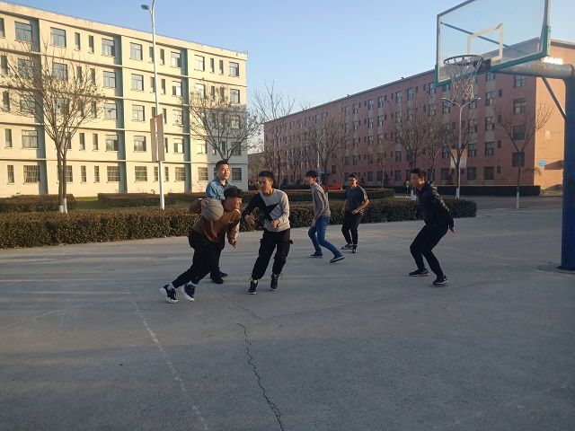 【完满班级】与“蓝”共舞 扬运动精魂——动画1701“力挽狂蓝 力争上游”篮球比赛