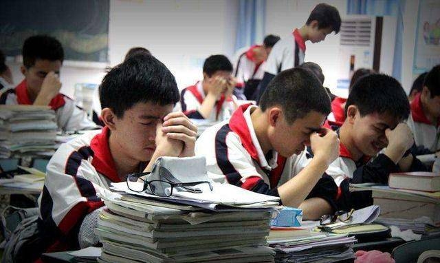 【完满班级】送祝福 莘莘学子——大数据学院、信息工程学院计科2101班完满班级活动