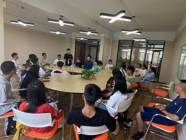 【完满班级】珍爱生命 阳光成长——大数据学院、信息工程学院计科2004班完满班级