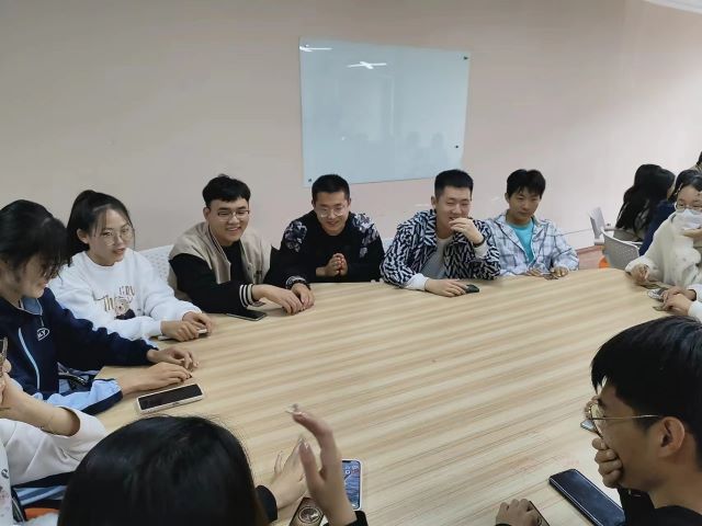 学长计划第1103期:狼人战巅峰 恰是挚友逢——“学长计划·百花讲堂”第147期“狼人对决 以牌会友”