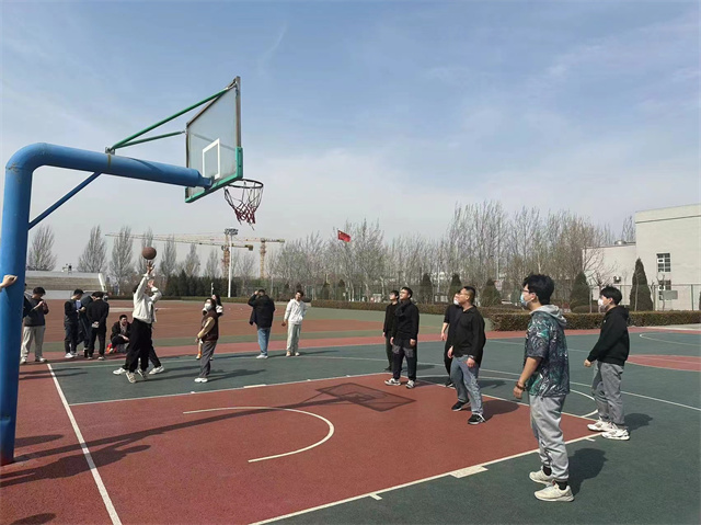 【完满团支部】挑战地心引力 引爆篮球魅力——智能工程学院电气(专升本)2207班完满团支部活动