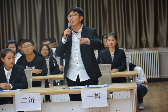 【社团快讯】辩社会焦点 鸣我心之理——食品与环境学院第六届“非马之辩 英才之意”辩论赛决赛