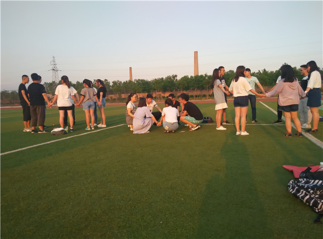 【完满班级】财务管理专业的班级与青春——工管系“话远方·致青春”主题活动(十二)