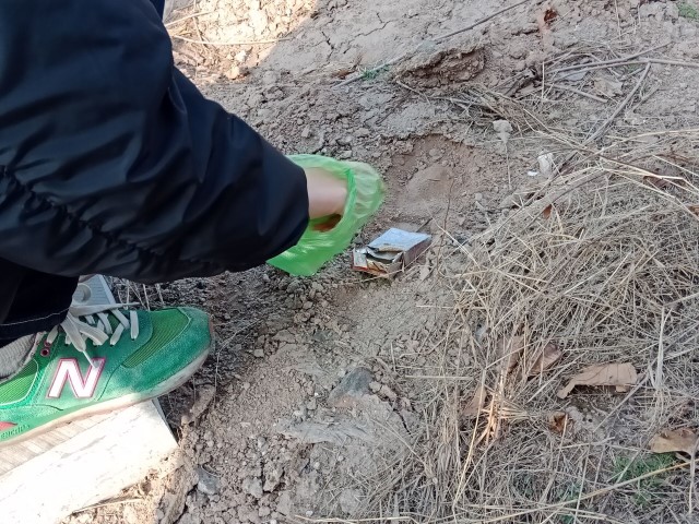 【完满班级】区域出征 垃圾不剩——经济管理系区域1701班举办“绿色环保 你我同行”活动