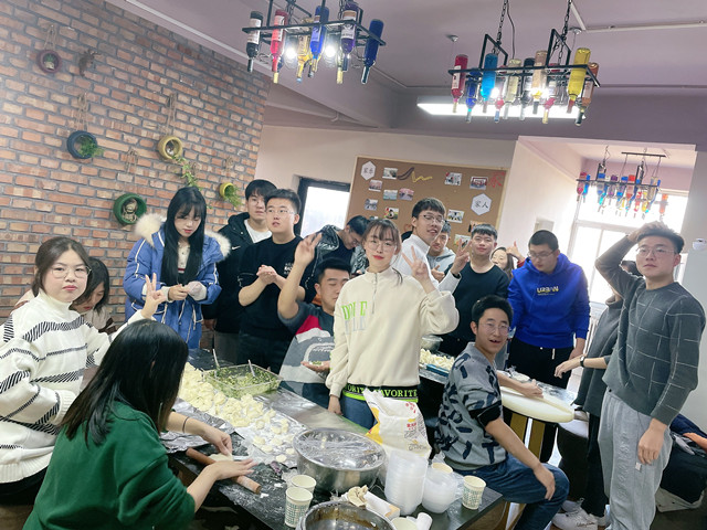 【完满班级】班旗 班徽设计大赛——智能工程学院机制2103班、通信2101班、通信2102班完满班级活动