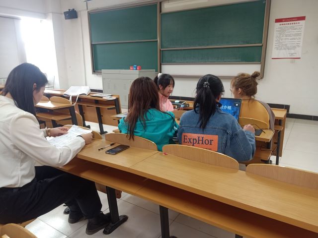 辩出真知 寻找自我——第23届“外研社·国才杯”全国大学生英语辩论赛校园选拔赛