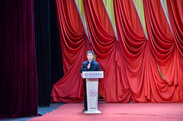 我以我手执新笔 我以我心绘前程——艺术传媒学院第八届学生会答谢会暨第九届学生会见面会