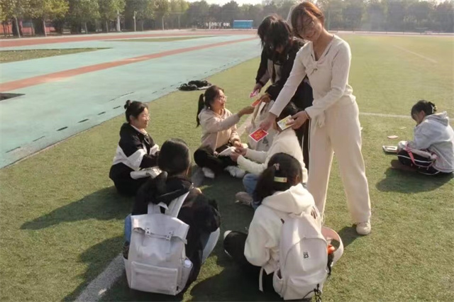 【完满团支部】悦动笔尖 约绘祖国——淬炼·国际商学院审计2304班完满团支部活动