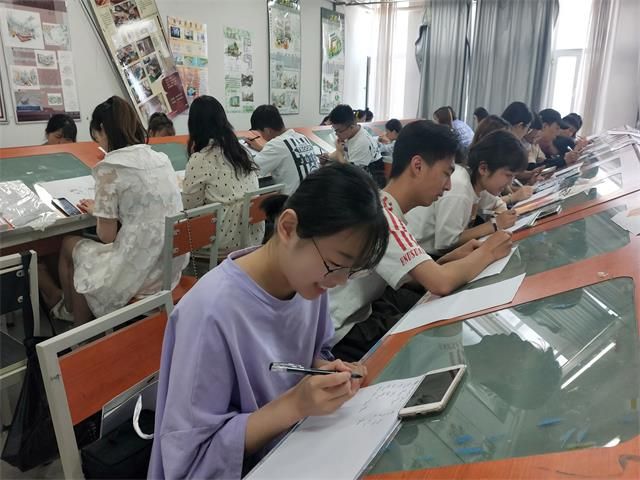 【完满班级】奇思构建 妙趣横生——环境设计1704班“画木为林 醉美名建”完满班级活动