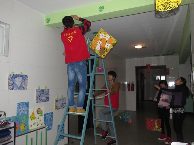 市民课堂第60期:我院青年志愿者踏雨走进太谷县第二幼儿园