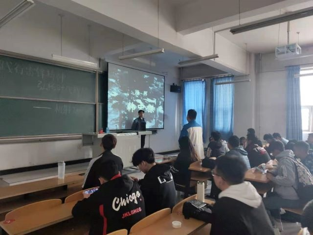 【完满班级】践行雷锋精神 弘扬时代新风——智能工程学院机制2003班完满班级活动