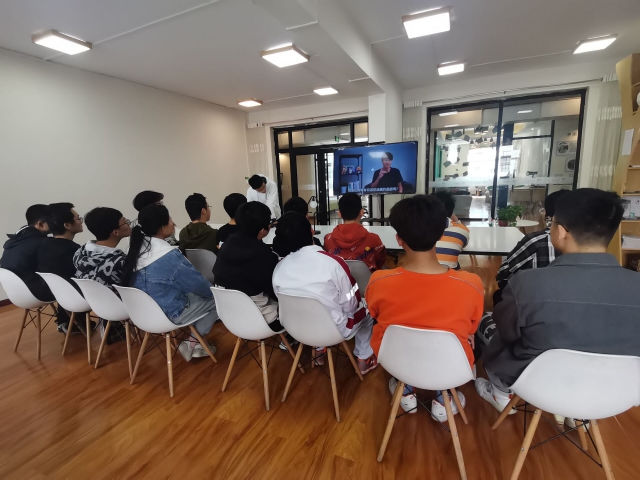 学长计划第842期:走进AI世界 共享智能生活——第一百一十五期学长计划之“走进科学,梦想启航”