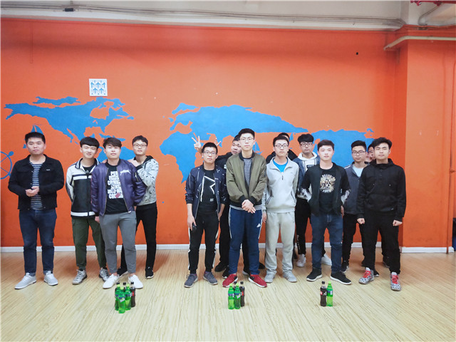 【完满班级】同担当 共完满——智能工程学院电气1603班举办“趣味运动会”完满班级活动