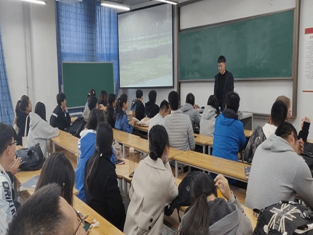 【完满班级】留下印迹 信院的你——食品与环境学院食安1803班完满班级