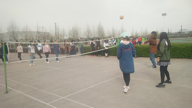 【完满班级】扬阳光气魄 展青春姿态——外语系举办4月完满班级活动