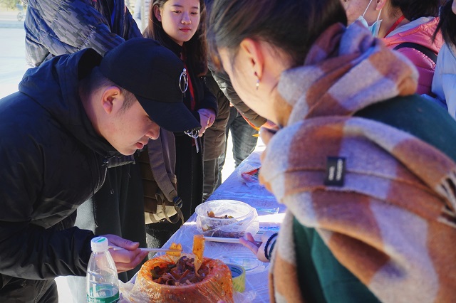 【社团快讯】美食欲催味蕾 佳肴撼动舌尖——环科系举办第二届“食全食美”烘培嘉年华美食沙龙活动
