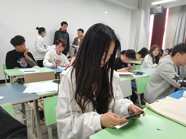 【完满班级】追求卓越 制胜一击——视觉2003班完满班级电子竞技桌球活动