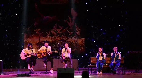 闪光的信院第239期:和信院所有的故事都是从景观大道开始