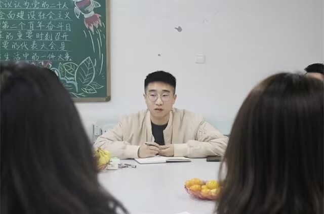 【辅导员说完满】强联合共赋能 携手共话说完满——淬炼·国际商学院&经济与管理学院开展“辅导员说完满”活动