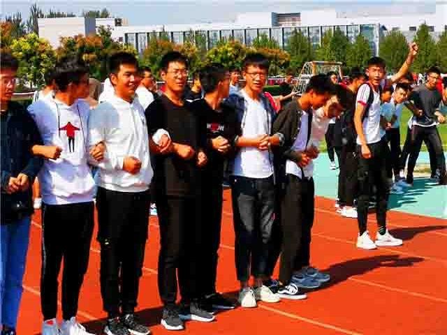 【完满班级】拼搏永进 争创伟绩——艺术传媒学院环设1706班竞技体育完满班级活动