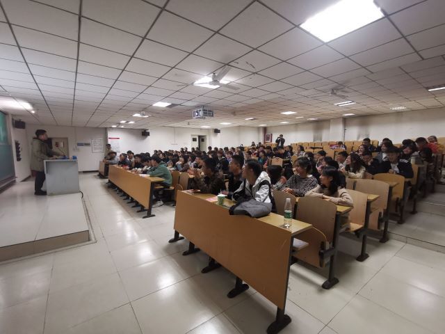 【辅导员说完满】新生入学教育——艺术传媒学院20级动画、环设、数媒、视觉辅导员说完满活动