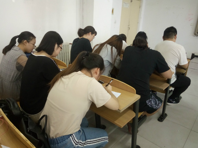 【完满班级】绚丽青春 多彩人生——淬炼商学院九月完满班级主题活动（十一）