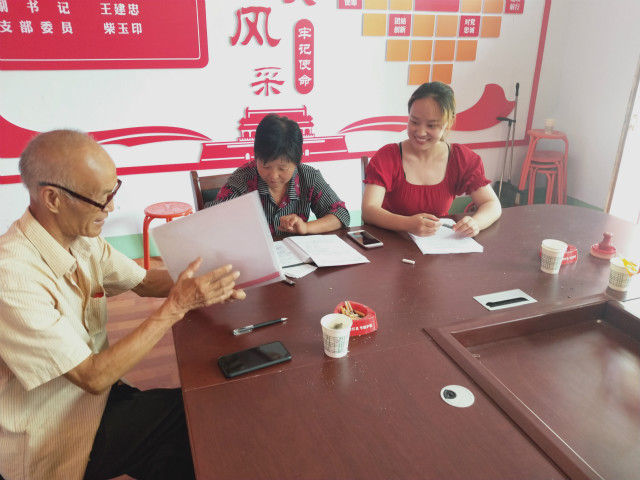 【暑期社会实践】 立志服务于人 打造激情人生 ——外语系学子暑期社会实践纪实（十五）