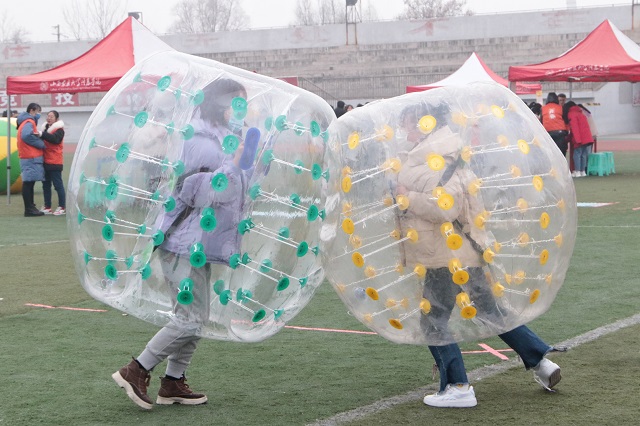 【书院传真】多彩展示 超燃体验尽显青春风采——第五届“乌马河杯”书院趣味运动会隆重举行