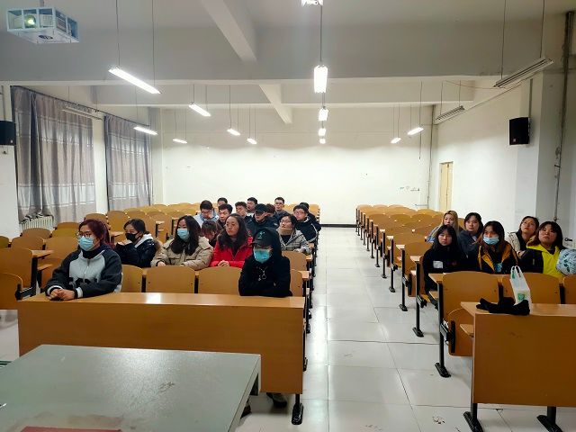 【主题团日活动】登高望远 脚踏实地——食品与环境学院土管1901班团日活动