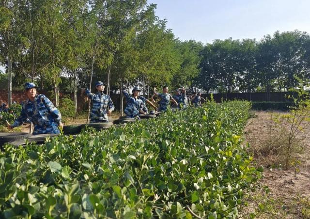 百炼成钢 精诚团结——21级智院学子军训纪实