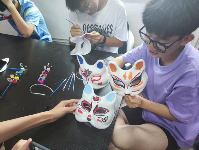 六月荷花香满湖 红衣绿扇映清波——智能工程学院六月完满团支部活动集锦(五)
