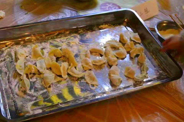 【完满班级】包一份情 暖一颗心——淬炼·国际商学院行管1901班完满班级活动