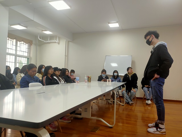 【完满班级】心系时政 聚焦两会 不忘初心 为党服务——淬炼商学院会计1807班完满班级活动